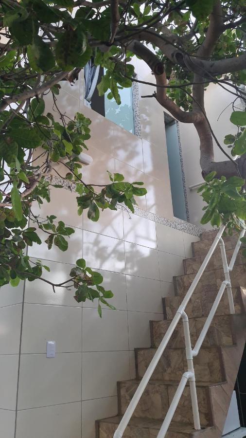 Tipo Kit Net Na Parte Externa Da Casa * Aracaju